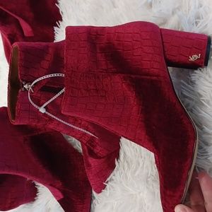 KURT GEIGER BURLINGTON CROC EMBOSS ANKLE BOOTIE NEW Burgandy Multi Sizes